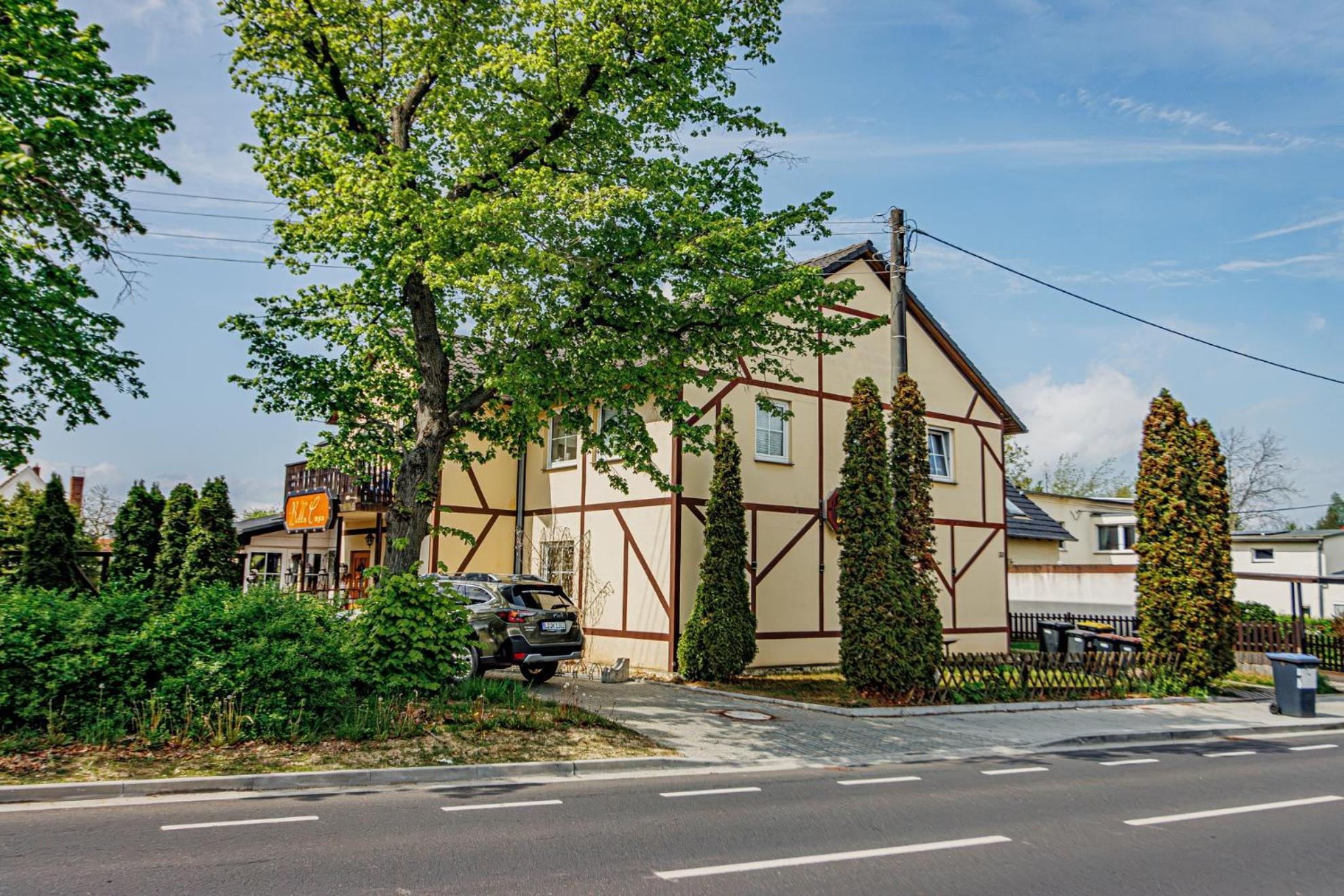 Wohnen Ueber Einem Mediterranen Restaurant,apartment 2 Oder 3 * Leipzig